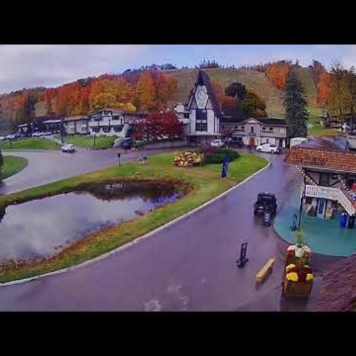 Boyne Mountain Resort Clock Tower Live Webcam