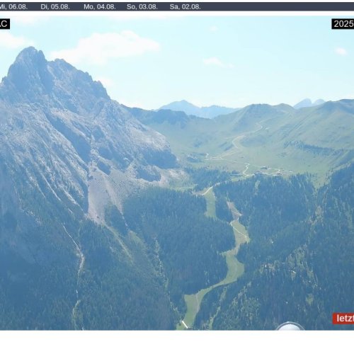 Live Col Dei Rossi Webcam: Canazei Dolomites Ski Area View