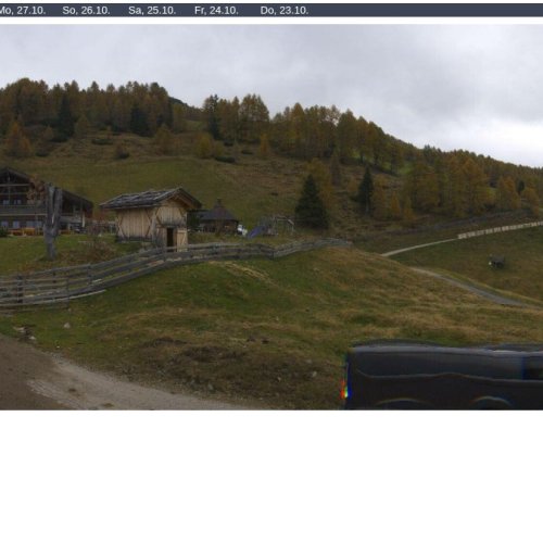 Sarntal Sunnolm Webcam: Live Alpine Views from Reinswald at 1835m