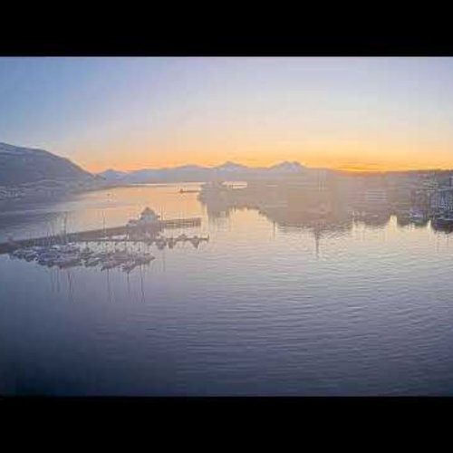 Tromsø Harbor Live: Arctic Fjord & City View Webcam