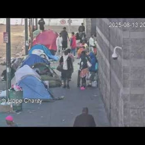 Los Angeles Skid Row Live Webcam: Downtown Street Views