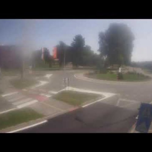 Live Belišće Town Centre Webcam: Croatia Traffic & Daily Life