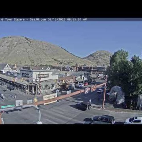 Jackson Town Square Live Webcam: Cache & Broadway, Wyoming