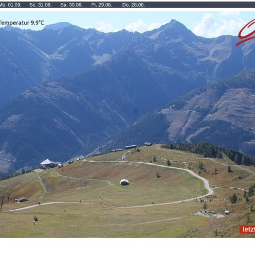 Obertilliach Golzentipp Live Webcam: Panoramic Alpine Views in Austria