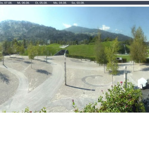 Swarovski Kristallwelten Live Webcam: Wattens, Austria