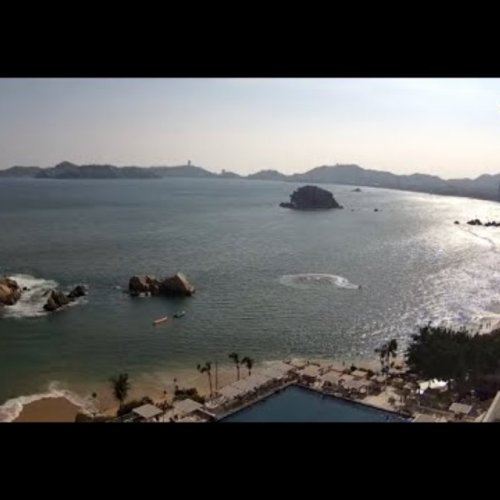 Acapulco Bay & Playa Condesa Live Webcam
