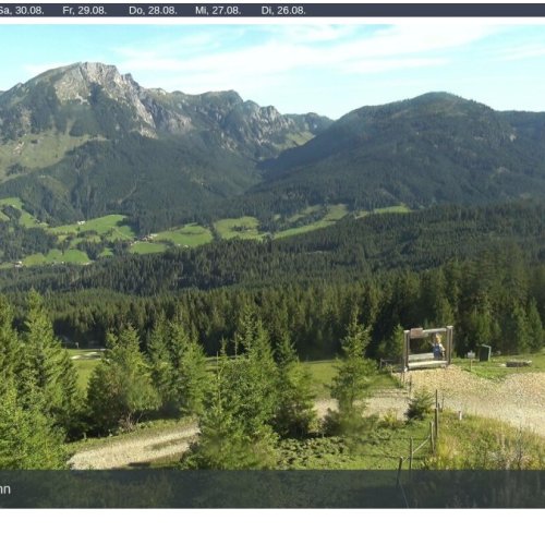 Live Webcam: Hornspitz Mountain Station in Russbach, Austria | Dachstein West Views