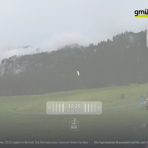 Sportbahnen Braunwald Live Webcam View