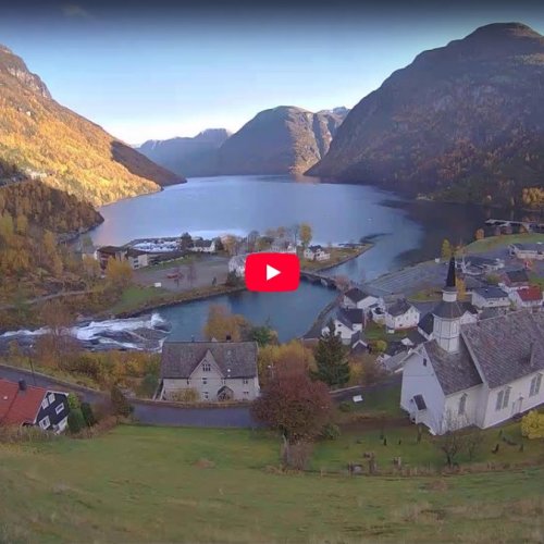 Hellesylt Fjord Live Webcam: Gateway to Geirangerfjord, Norway