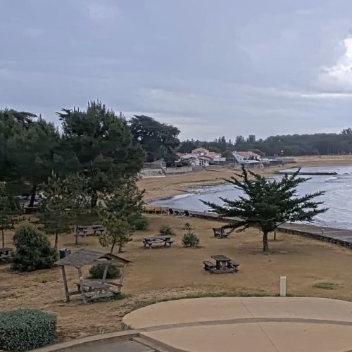 Saint-Vincent-sur-Jard Beach: A Serene Coastal Gem 🌊