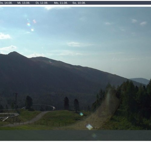 Turracher Höhe Live Webcam: Almzeithütte & Alpine Adventures