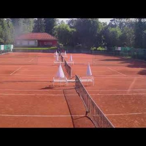 Experience Live Tennis Action at Lomnice Club's Clay Courts 🏸
