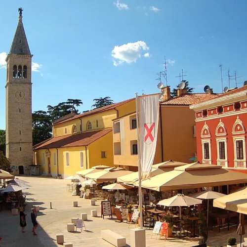 Novigrad Veliki Trg / Piazza Grande Istria