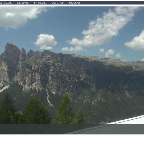 Alta Badia Piz La Ila Live Webcam: Dolomite Peaks