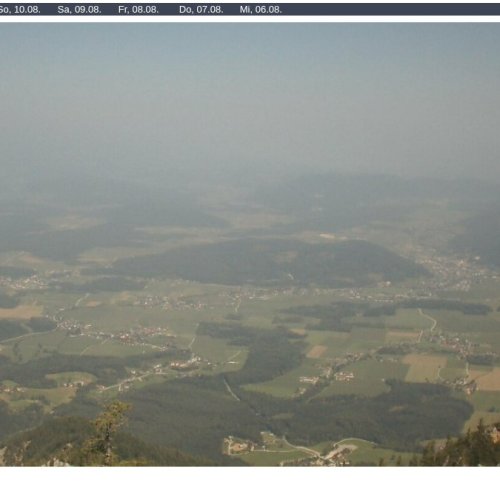 Petzen 1670m Live Webcam: Alpine Views in Austria