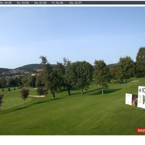 Golfclub Luftenberg Webcam: Live Views of Austrian Greens