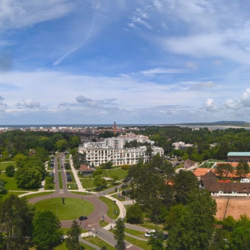 Le Touquet-Paris-Plage: Lycée Hôtelier Live View
