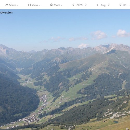 Wanglspitz Tuxertal Live Webcam: Alpine Valley Views