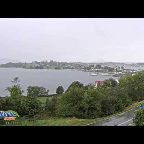 Sæbøvik Fjord Live Webcam: FjordFerie Holiday Homes, Norway