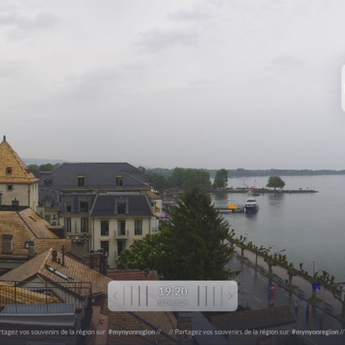 Discover Nyon Région: A Scenic Swiss Lakeside View 🌊