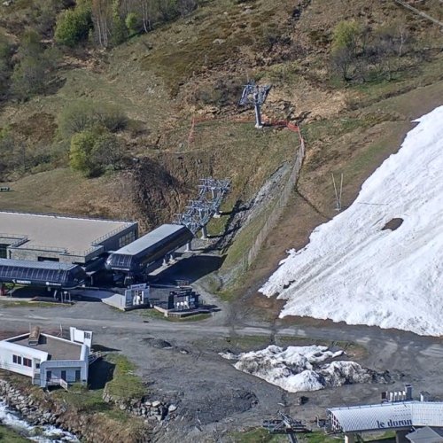 Les Ménuires Départ Masse: A Live Look at the French Alps