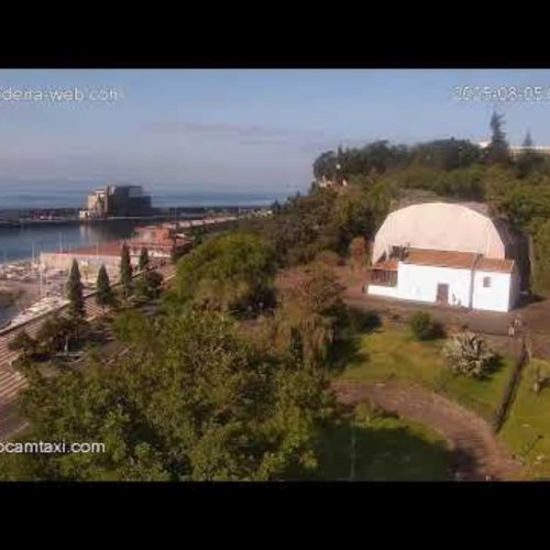 Funchal City Live Webcam: Madeira Harbor & Park Views