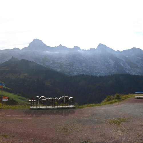 Le Grand-Bornand Le Maroly Terres Rouges Live Webcam