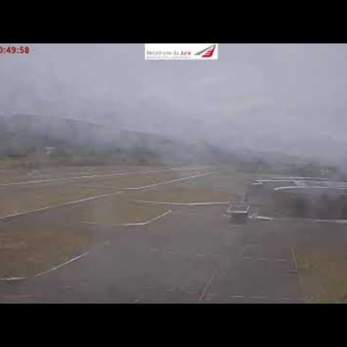 Courtételle Airfield Live: LSZQ West Runway 07 Approach Webcam