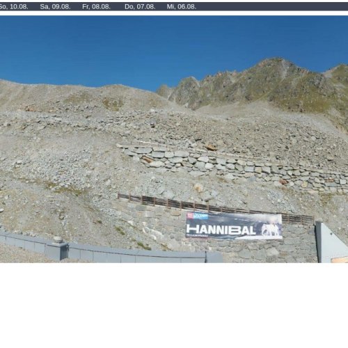 Rettenbach Glacier Live Webcam: Sölden's Alpine Panorama