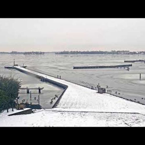 Live Loosdrecht Lakes Webcam: Waterfront Views & Weather
