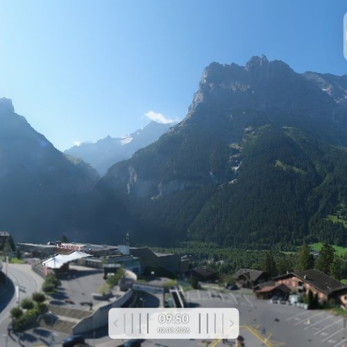 Grindelwald Live Webcam: Kreuz Post Hotel & Eiger Mountain Views