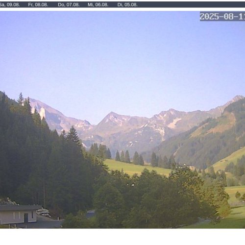 Hintertux Valley Live Webcam: Alpine Views from Madseit