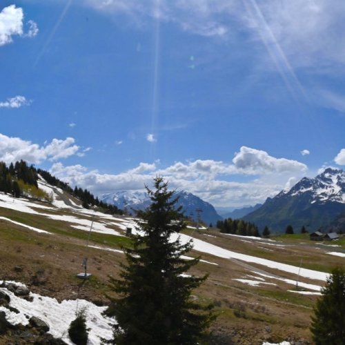 Vaujany Montfrais Live View
