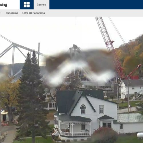 Black Hawk Bridge Live Webcam: Lansing, Iowa