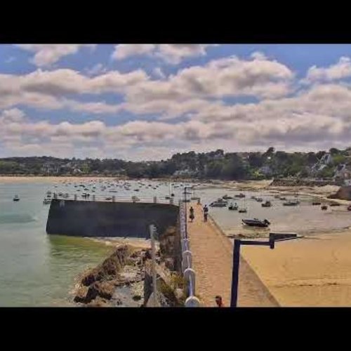 Locquirec Coastal Panorama: A Breathtaking View of the French Coast 🌊