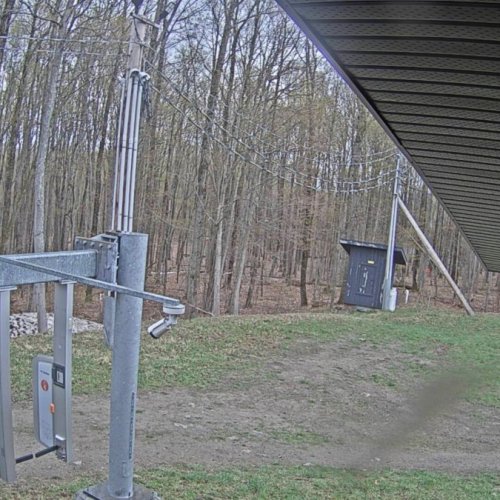 Bromont Remontée Des Cantons: A Live Look at Ski Lifts 🏔️