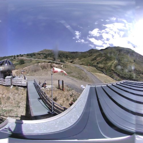 Le Lioran Mountain Resort Live Stream: Auvergne-Rhône-Alpes, France