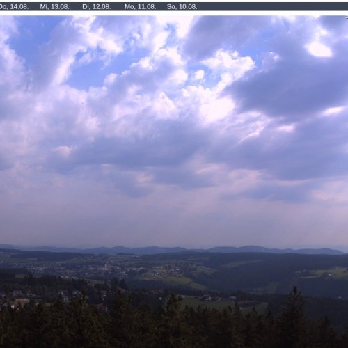 Breitenstein Peak Live Webcam: Panoramic Views of Upper Austria