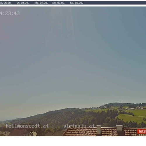 Hellmonsödt Gasthof Post Live Webcam: Austrian Alps View