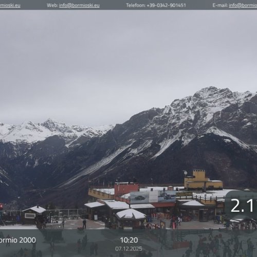 Bormio 2000 Live Webcam: Alpine Skiing & Mountain Views, Italy