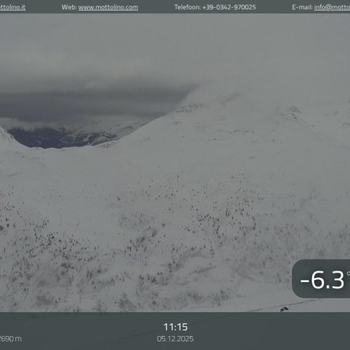 Livigno Monte della Neve Webcam: Live Alpine Views & Ski Conditions