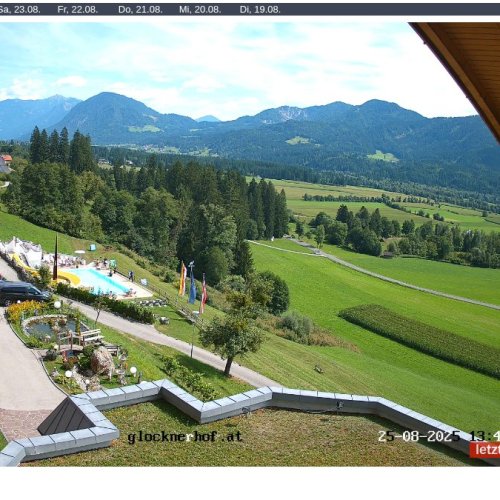 Live from Hotel Glocknerhof: Alpine Panorama in Berg im Drautal