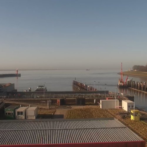 Brunsbüttel Locks Live: Kiel Canal & Elbe River Webcam